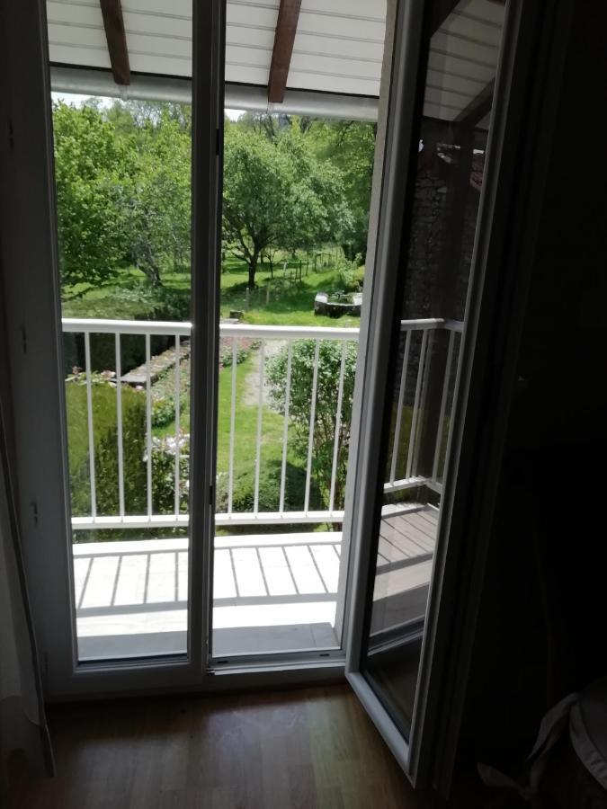 Gite Du Mont De Transet Thauron Eksteriør billede